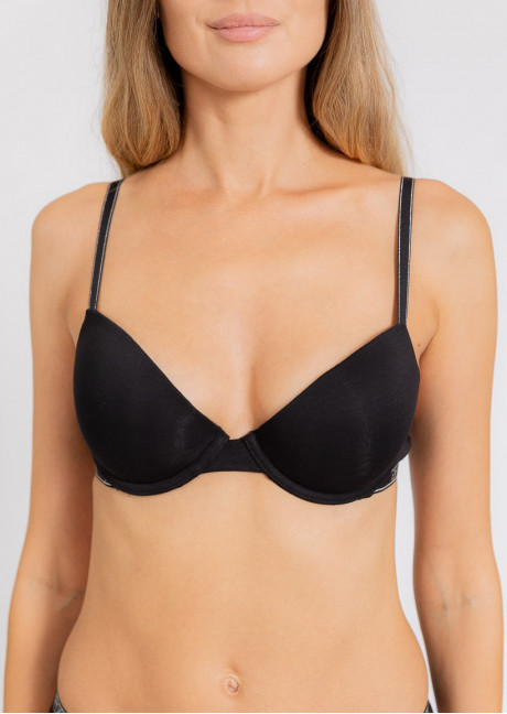 Sutien push-up
