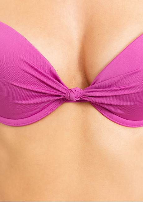 Costum de baie