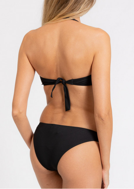 Costum de baie