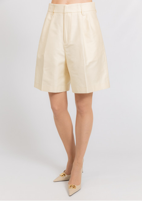 Pantaloni scurti