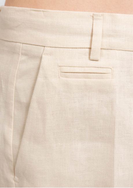 Pantaloni scurti