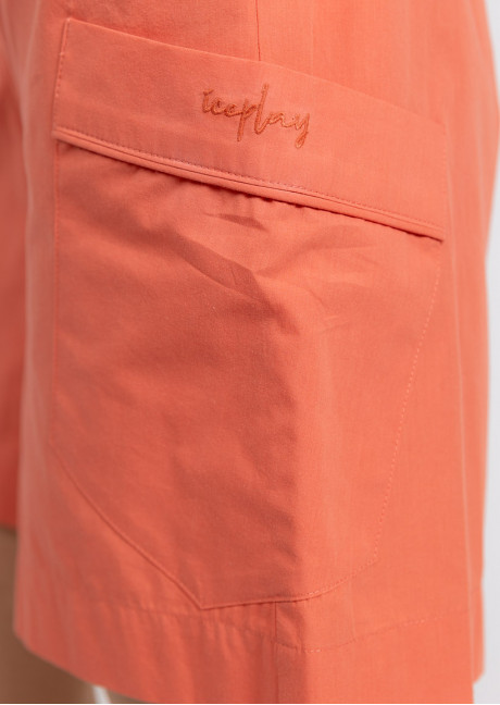 Pantaloni scurti