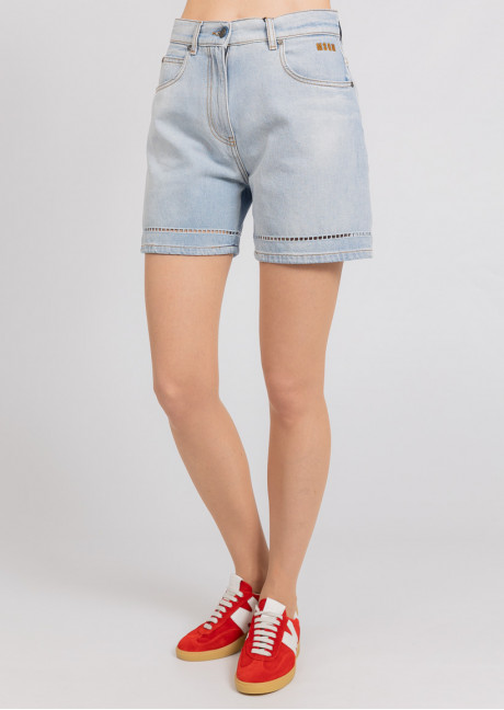 Pantaloni scurti