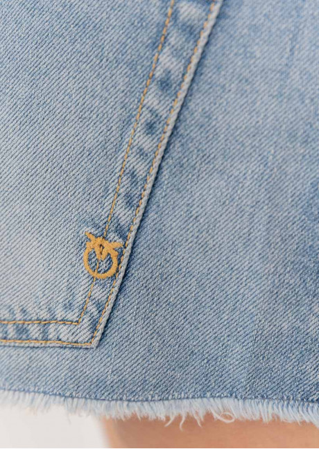 Pantaloni scurti