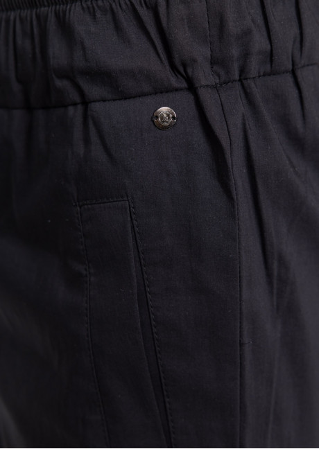 Pantaloni scurti